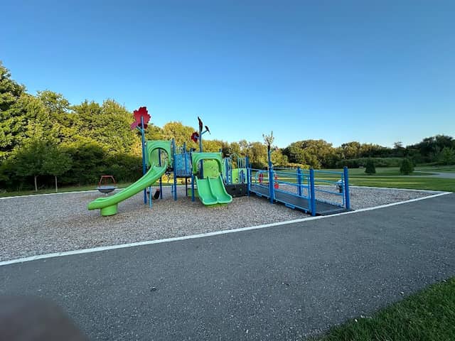 Florell Drive Park - Image 3