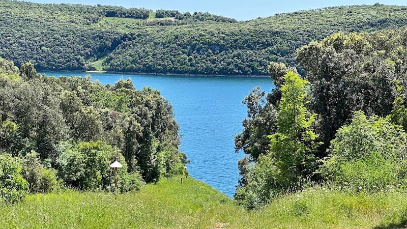 Limski water access - Image 1