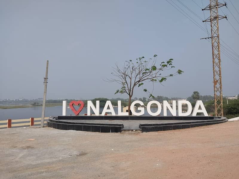 I Love Nalgonda Sculpture - Image 1
