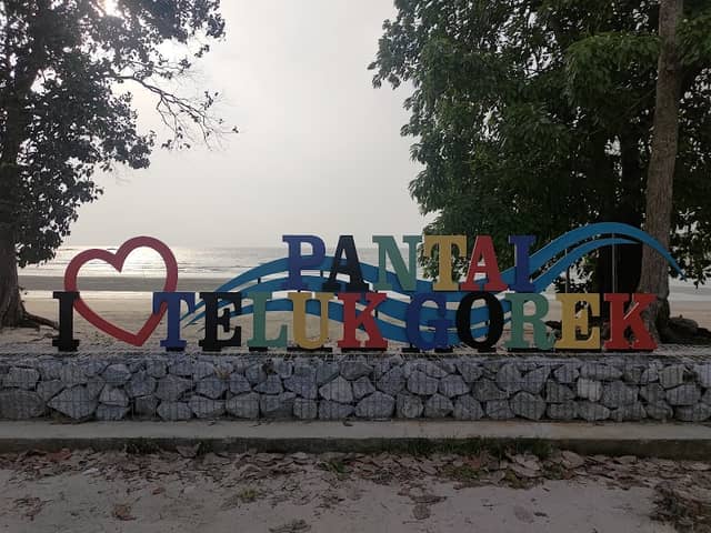 Pantai Teluk Gorek - Image 1
