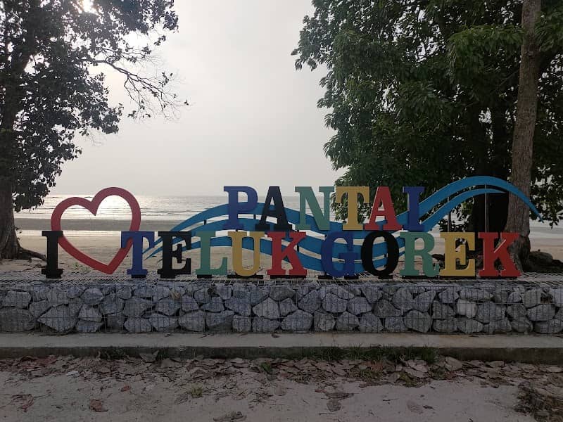 Pantai Teluk Gorek - Image 1