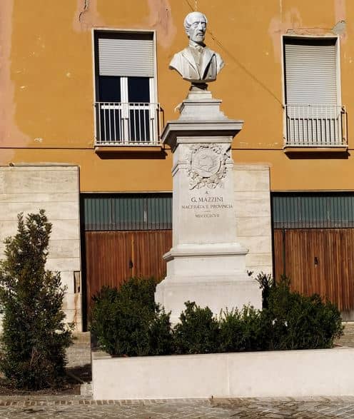 Monumento a Giuseppe Mazzini - Image 1
