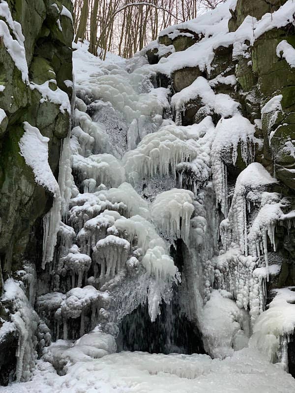 Pekelský waterfall - Image 1