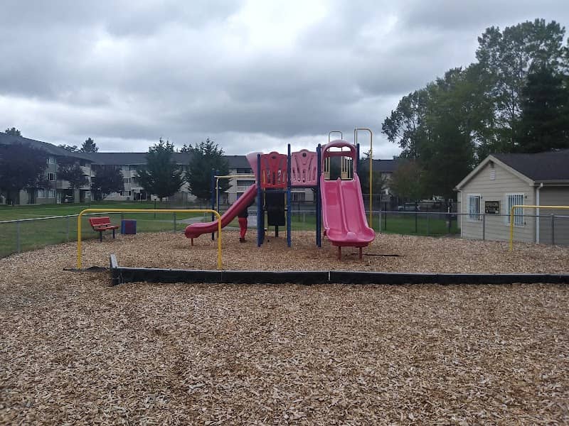 Bluffs Park - Image 2