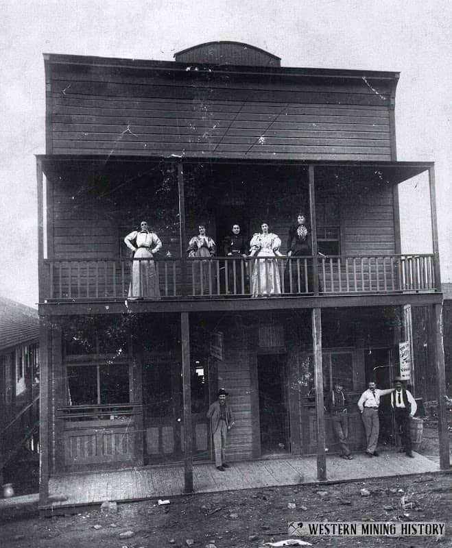 Haunted History Walking Ghost Tour - Image 2