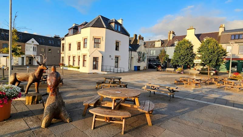 Perceval Square - Image 1