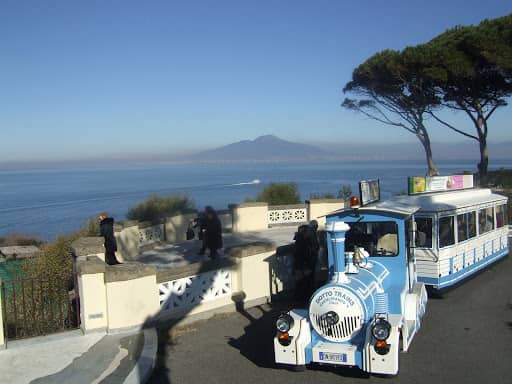 DUE GOLFI TRAIN TOUR s.r.l. - Image 1