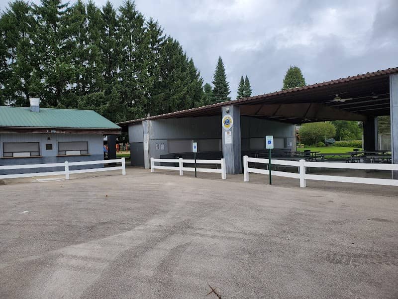 Veterans Park - Image 1