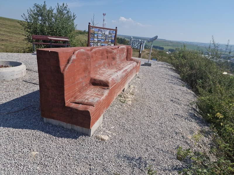 Drevená sedačka nad Trstenou - Image 1
