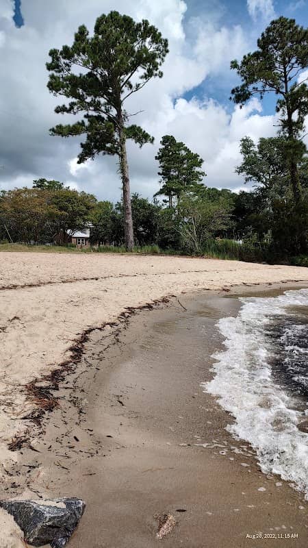 John Bond Town Beach - Image 2
