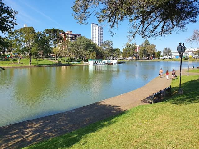 Lagoa das Lágrimas - Image 1