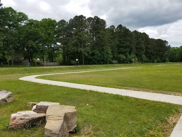 Shannon Hills Dr Park - Image 2