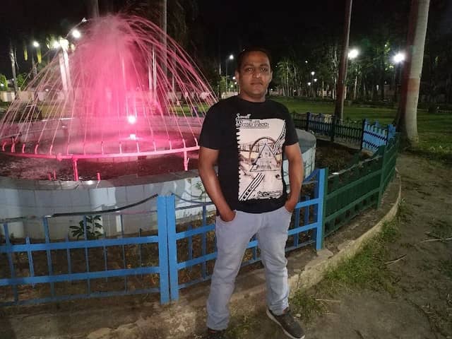 Dashak Prateek Park - Image 1