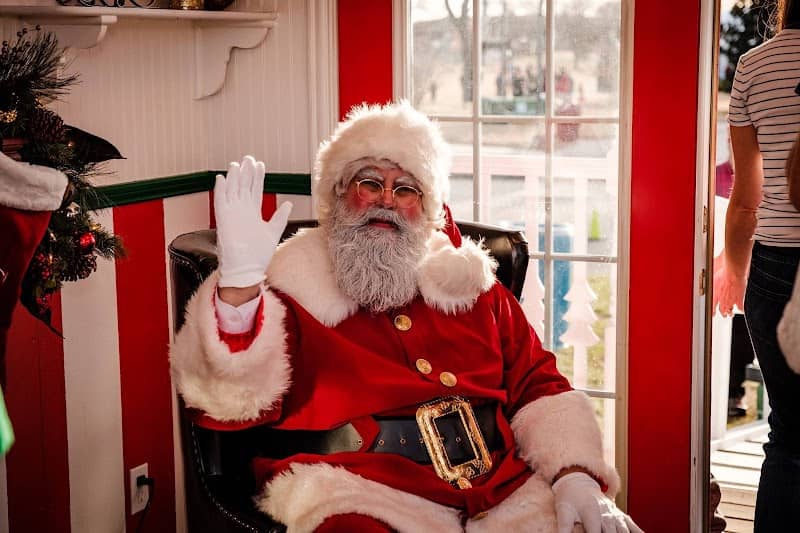 Christmas in the Branch - Image 1