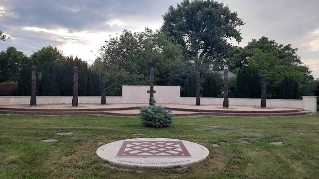 Hét vezér park - Image 1