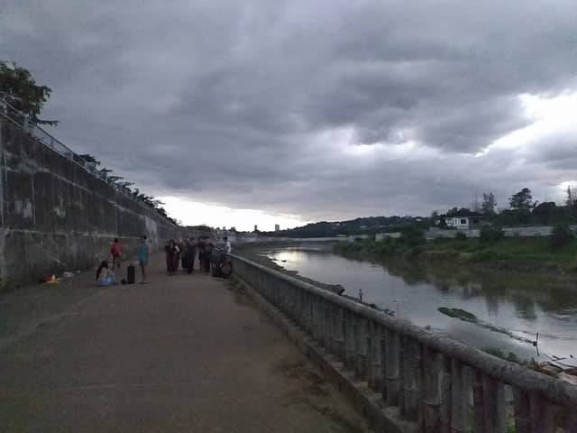 Marikina River, Viewing Area - Image 2