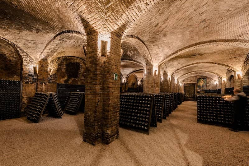 Contratto Winery - Image 1
