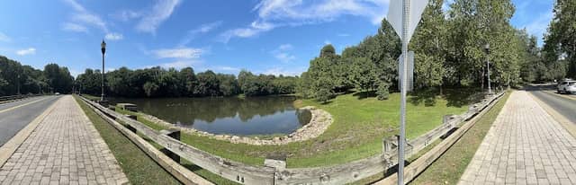 Lake Varuna - Image 1
