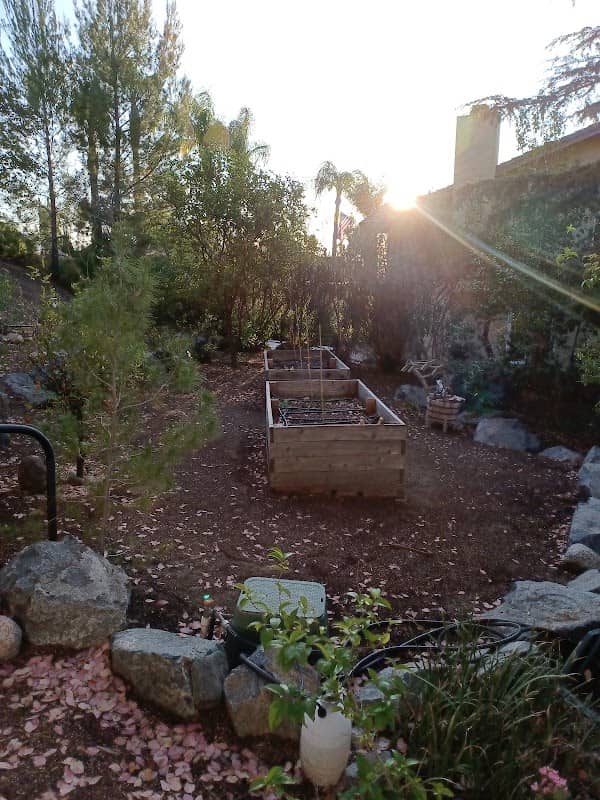 22597 1/2 - Image 1