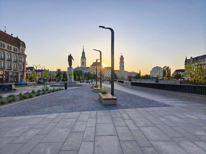 Independenţei square - Image 2