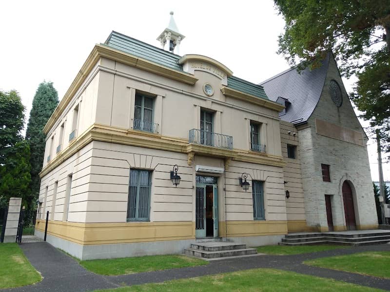 Japan Chanson Museum - Image 2