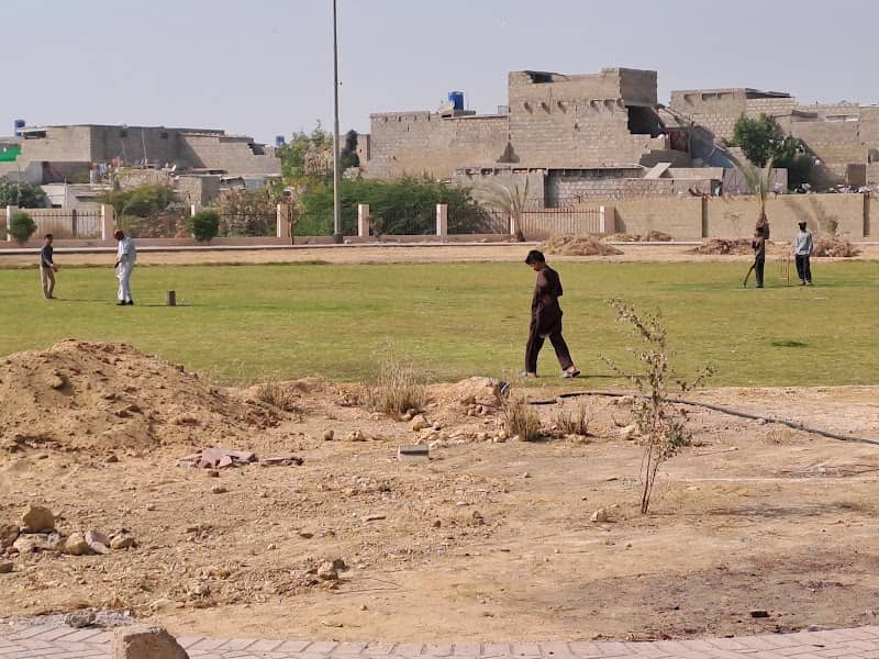 Jam Ikram Ullah Dahrejo Park - Image 1