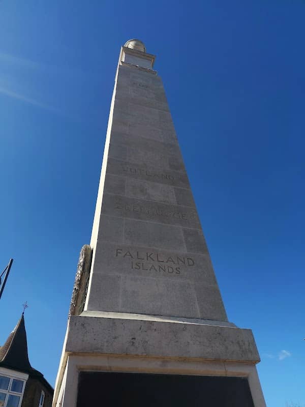 Falklands Island Monument - Image 1