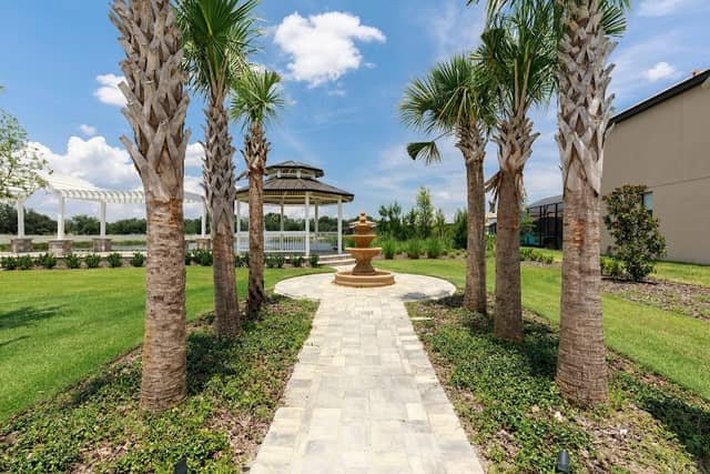 Balmoral Resort Florida - Image 2
