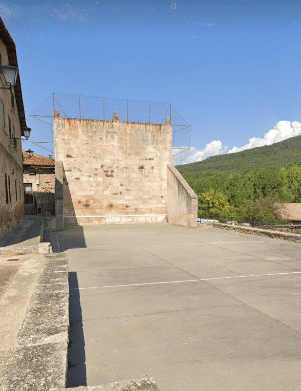 Frontón de molinos de duero - Image 1