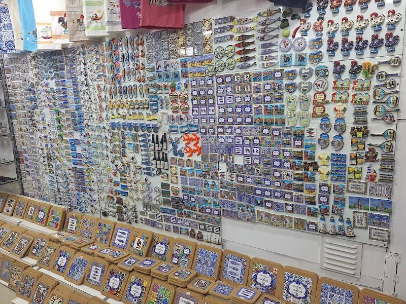 ALISHA TOURIST GIFT SHOP - Image 1