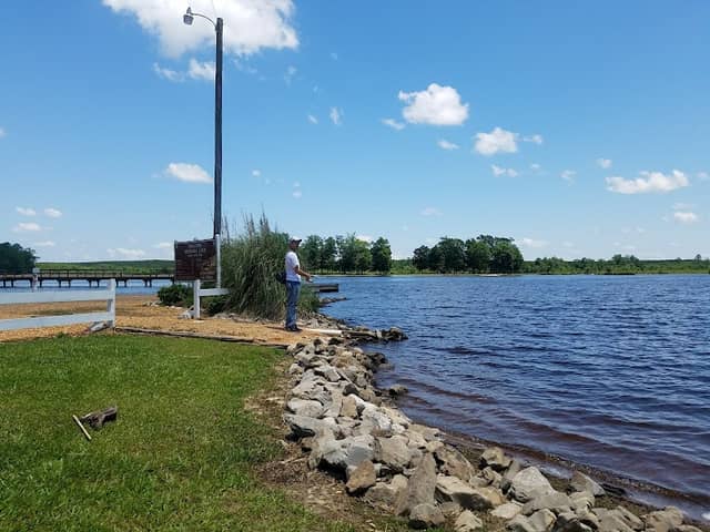 Neshoba County Lake - Image 1