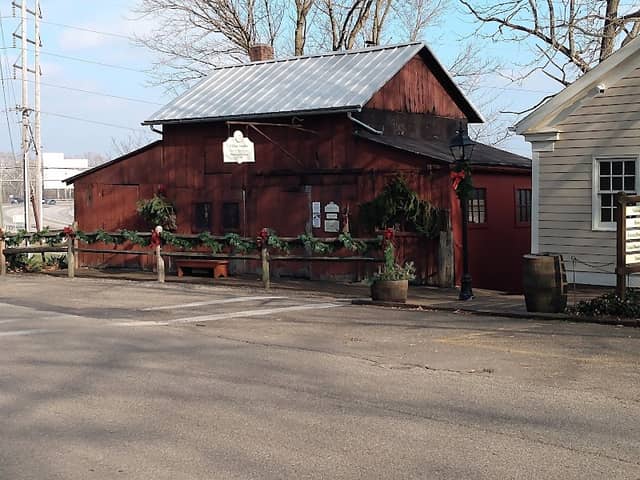 Historic Roscoe Village - Image 2