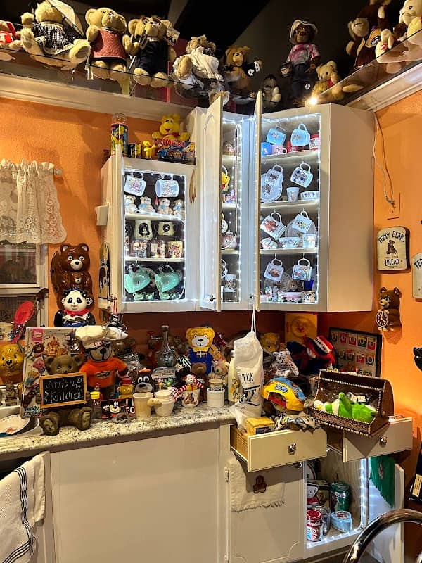 Teddy Bear House Museum - Image 2
