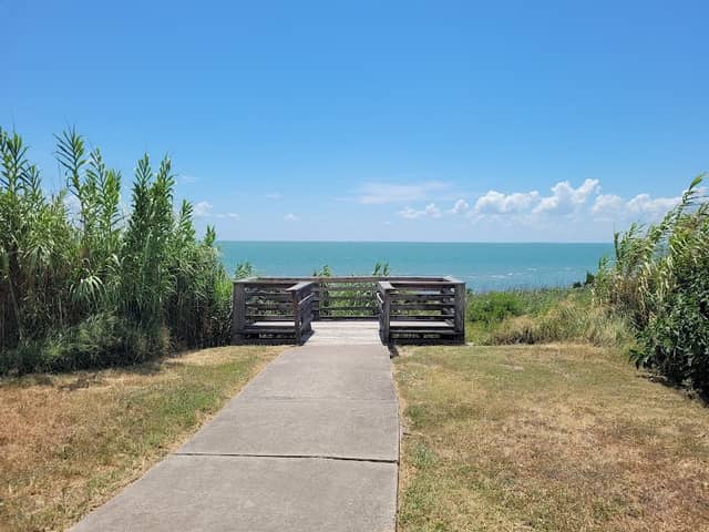 Violet Andrews Park - Image 1
