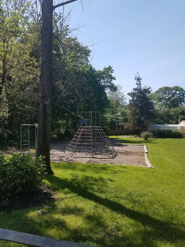 Trustees Park - Image 2