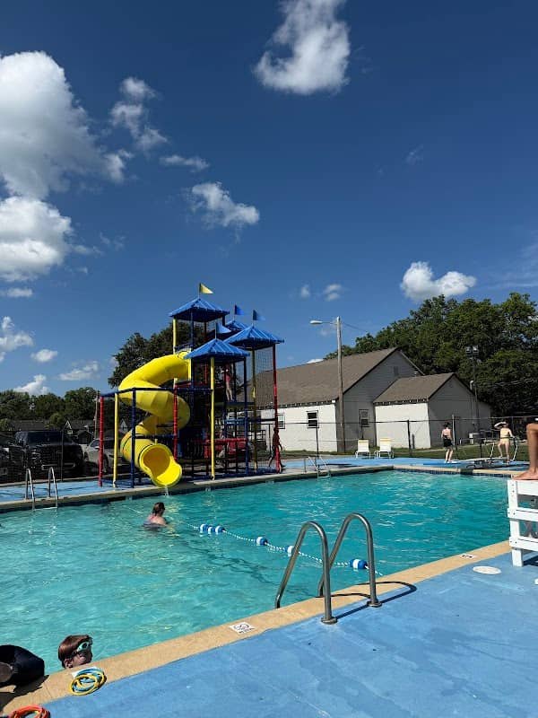 Gravette Pool and Splash Park - Image 1