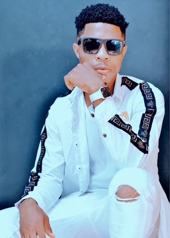 RB Wizzy - Image 1