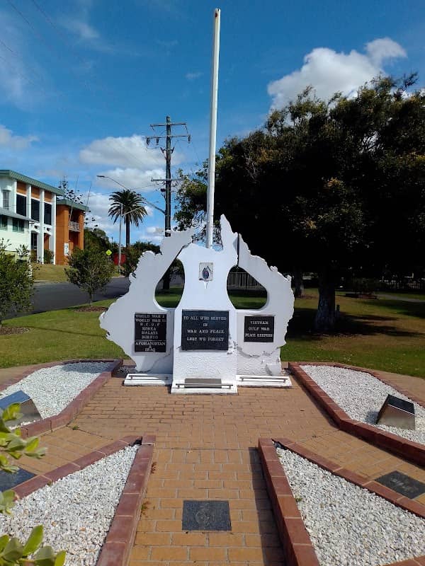 Riverside Memorial Park - Image 1