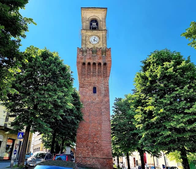 Civic Tower - Image 1