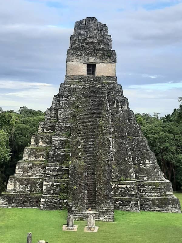 Templo IV, Tikal - Image 1