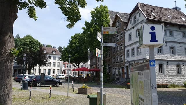 Eifelsteig Schild Start Etappe 1 - Image 1