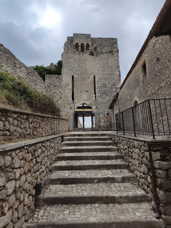 Borgo Fortificato di Castello - Image 1