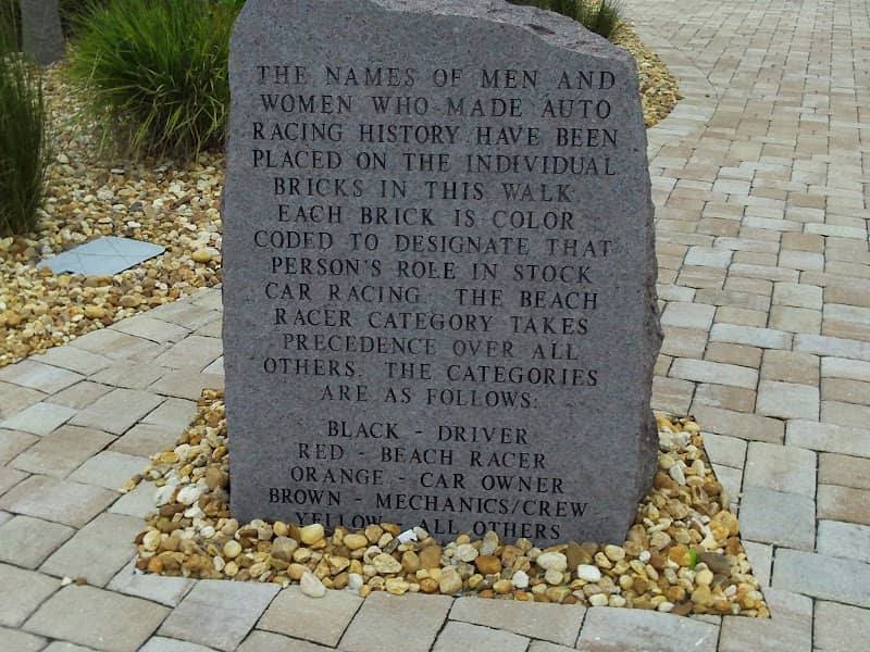 Otto Schulze Memorial - Image 2