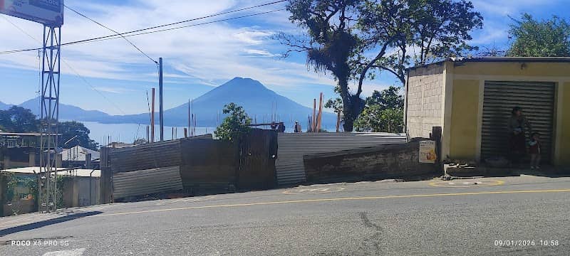 Panajachel - Image 2