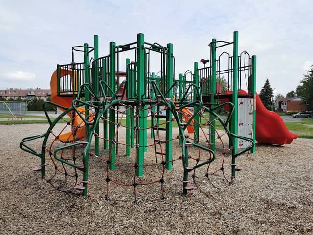 Champlain Park - Image 1