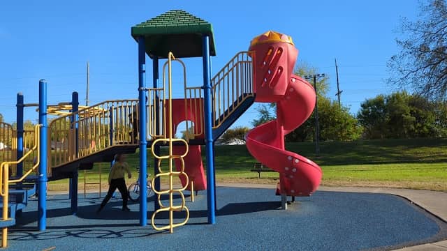 Sunset Park - Image 1