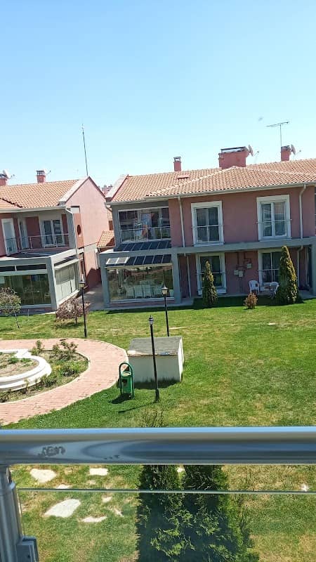 Yenişehir Park - Image 1