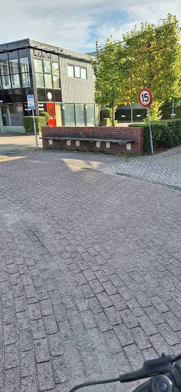 Uitrustplekje Watermanstraat - Image 1