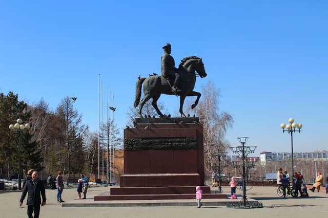Pamyatnik Marshalu Zhukovu - Image 1