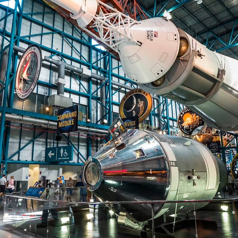Apollo/Saturn V Center - Image 1